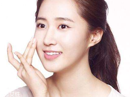 祛痘手術(shù)會(huì)留疤痕嗎 祛痘手術(shù)有沒(méi)有風(fēng)險(xiǎn) 祛痘手術(shù)會(huì)留疤痕嗎 祛痘手術(shù)有沒(méi)有風(fēng)險(xiǎn)