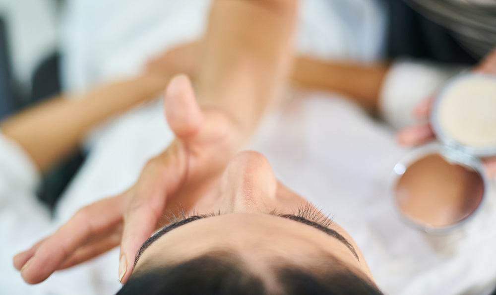 翎雪草本祛痘膏效果