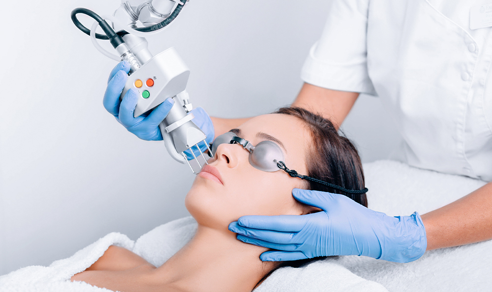 薰衣草茶樹精油祛痘印怎么用