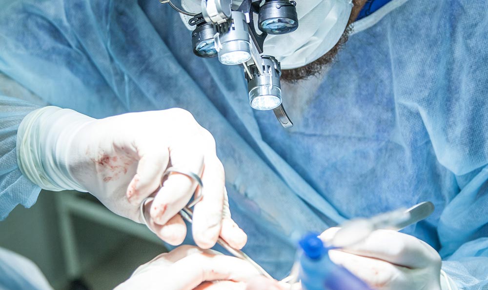 矯正牙齒去醫(yī)院好還是口腔診所好